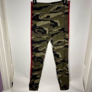 💙 Camo Print Leggings